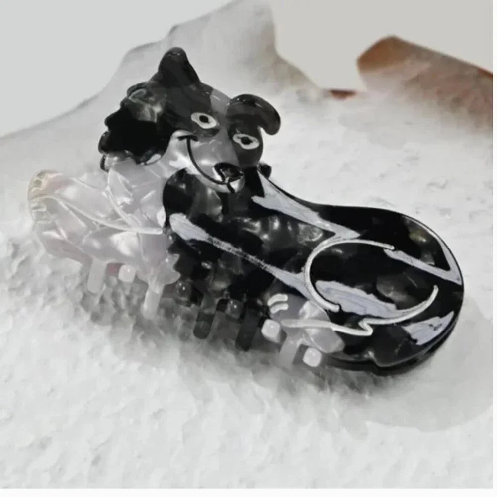 ⭐️❤️❤️ FREE Dog Puppy Hair Spots Chic Glam Trendy Girly Minimal Modern Claw Clip